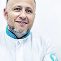 Dr. Rafael Muniz, especialista em implantodontia
